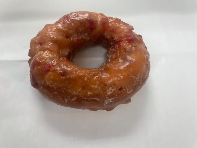 Strawberry Cake Glazed.